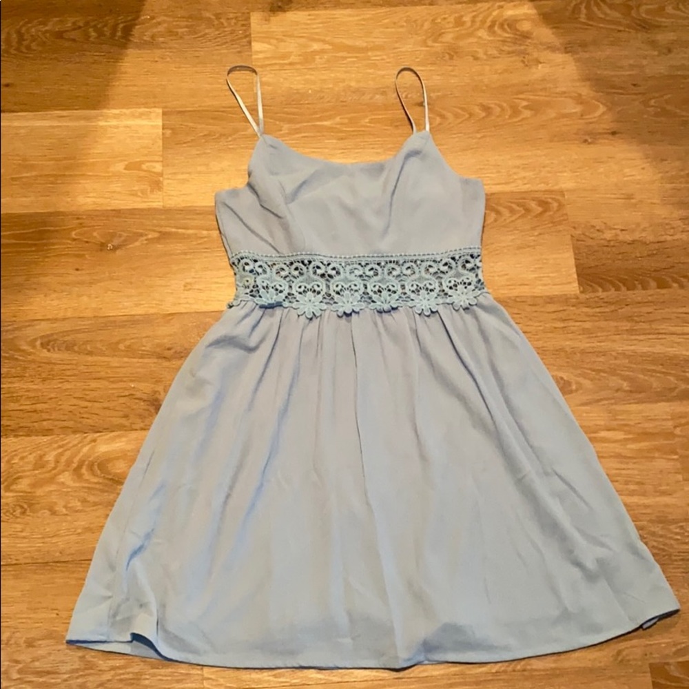 Dress with floral lace detail